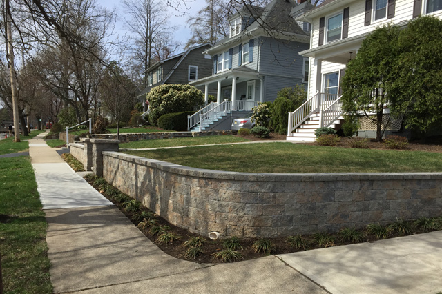 Large Structural Retaining Wall